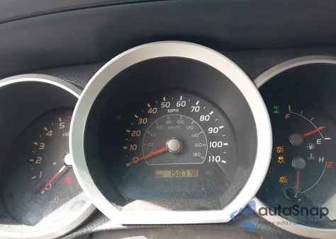 2006 Toyota 4Runner Sr5 V6 z USA, uszkodzony, nr VIN JTEBU14R060082070